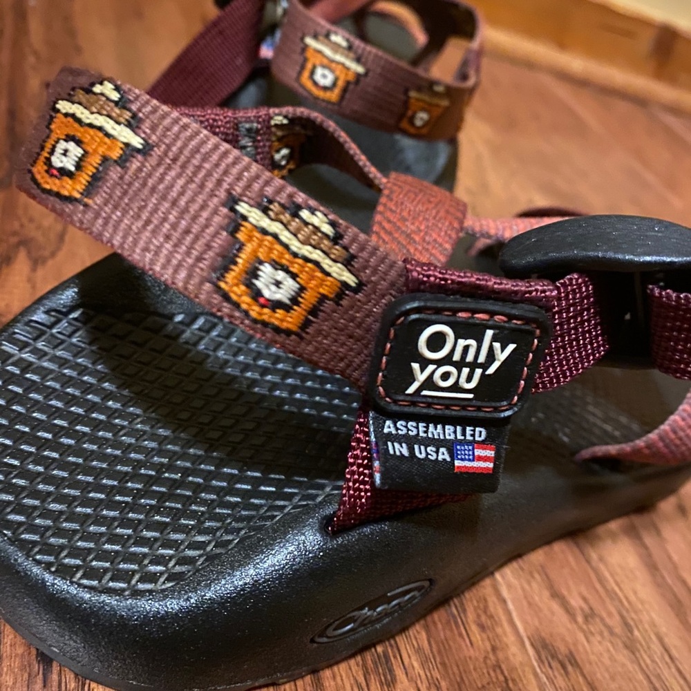 Limited Edition Smokey the Bear Chaco size 7